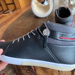 Plae abra all leather women’s size 8.5 shoe